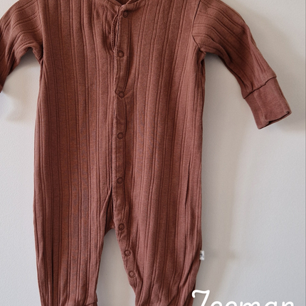 Combinaison Zeeman marron - 56 cm