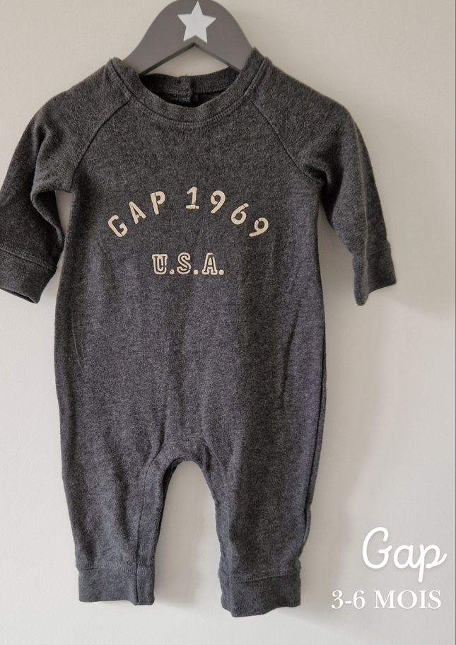 Combinaison Gap grise - 60 cm